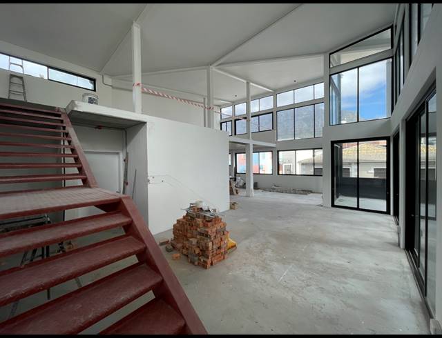 330M² RETAIL TO LET IN CAPE TOWN CITY CENTRE